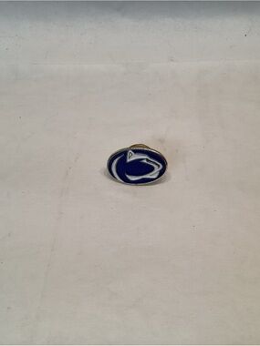 PENN STATE UNIVERSITY NITTANY LIONS LAPEL PIN Enamel Blue And White